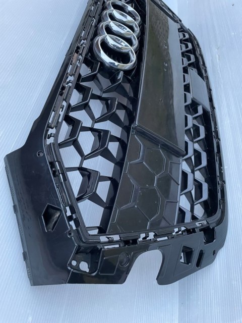 AUDI A1 2018 ATRAPA CHŁODNICY GRILL 82A853653