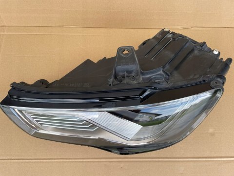 Audi A3 8V 2012-2017 Lampa lewa przód 8V0941033 Oryginał