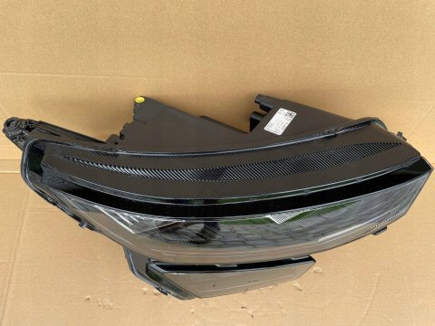 SKODA KODIAQ LIFT LAMPA PRAWY PRZÓD 566941010