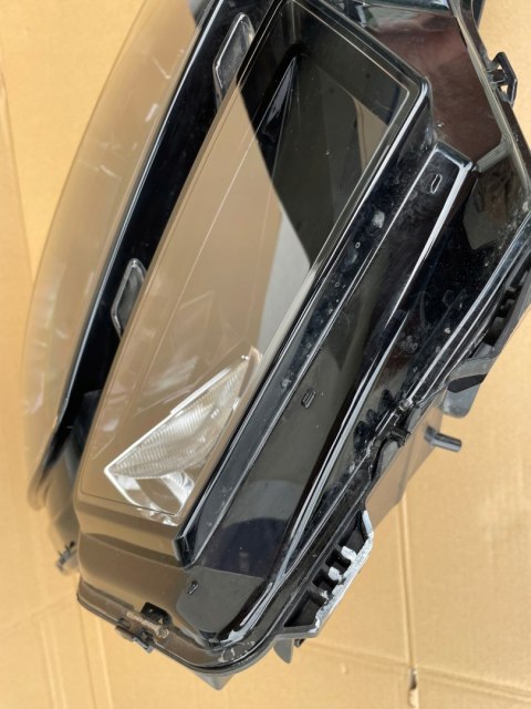 SKODA KODIAQ LIFT LAMPA PRAWY PRZÓD 566941010