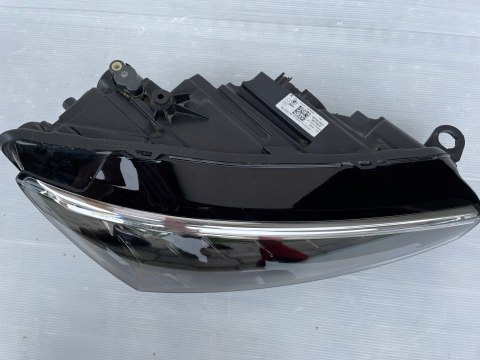 SKODA SCALA LAMPA PRAWY PRZÓD 657941016A