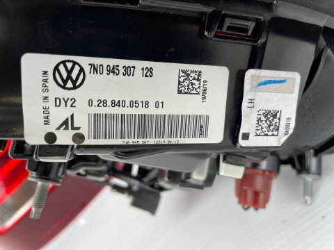 VOLKSWAGEN SHARAN II LAMPA LEWY TYŁ lewa strona 7N0