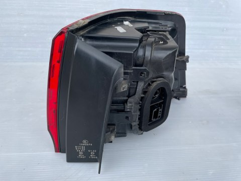 VOLKSWAGEN SHARAN II LAMPA LEWY TYŁ lewa strona 7N0