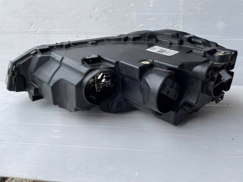 VW POLO VI LAMPA PRAWY PRZÓD 2G1941006