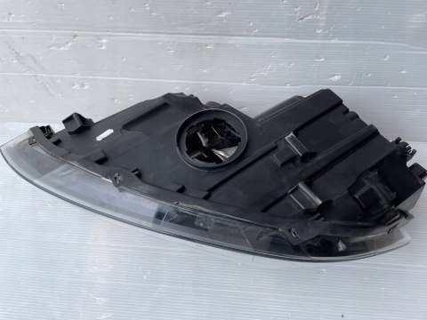 VW POLO VI LAMPA PRAWY PRZÓD 2G1941006