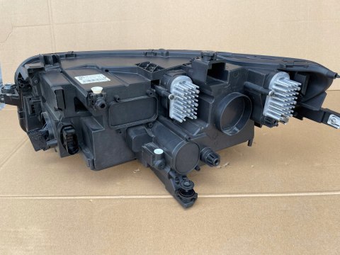 VW TIGUAN LAMPA PRAWY PRZÓD IQ LIGHT 5NB941082H